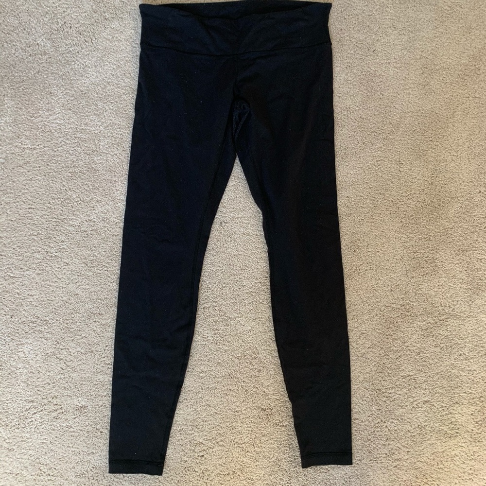 Black Lululemon leggings